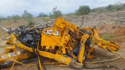 Damaged JCB Excavator | Salvorsettlers