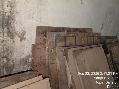 Damaged Stock of Wooden dies