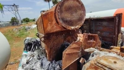 Fire affected Generator related to SUZLON S120/140 2.1 Mw Wind Turbine.