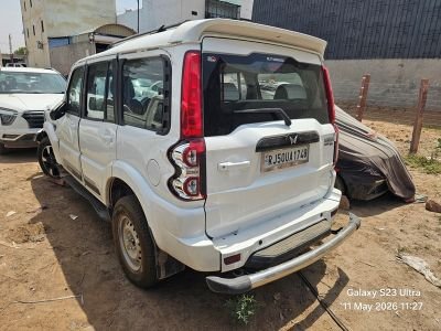 Accidental Damaged Scorpio Classic S11 MT