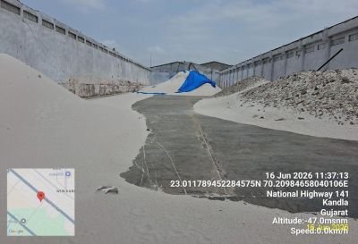 Damaged Stock of Silica Sand